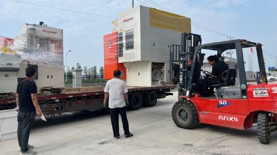 縮徑機、滾膠機、噴膠機發(fā)往河南汽車橡膠減震客戶