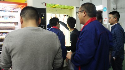 自動(dòng)噴膠機(jī)、內(nèi)孔自動(dòng)涂膠機(jī)順利通過客戶驗(yàn)收，現(xiàn)已發(fā)貨！