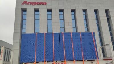 發(fā)了2臺外圓自動滾涂機，給美國汽車零件客戶先鋒金屬