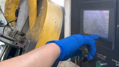 還在人工噴涂？來看看安捷倫自動噴涂設備如何工作!