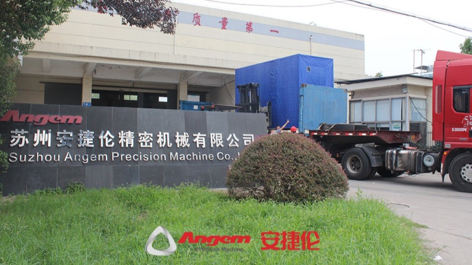 【噴膠機(jī)發(fā)貨】墨西哥客戶CMP訂購(gòu)的48工位自動(dòng)噴膠機(jī)發(fā)貨啦！